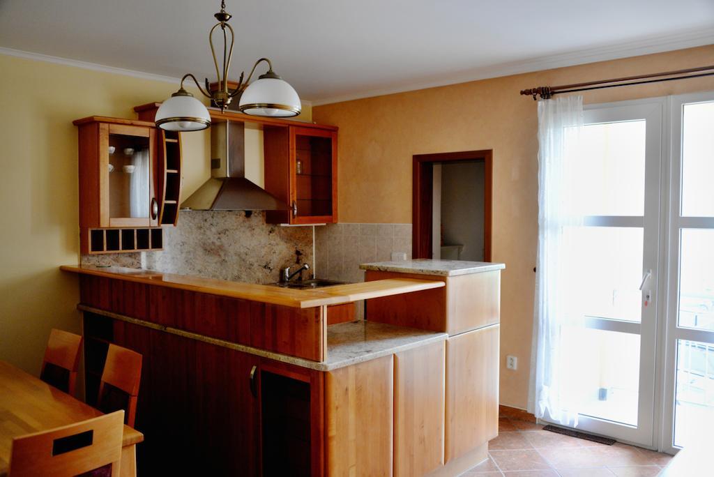 Harmony Hall Apartments Hradec Králové Eksteriør billede